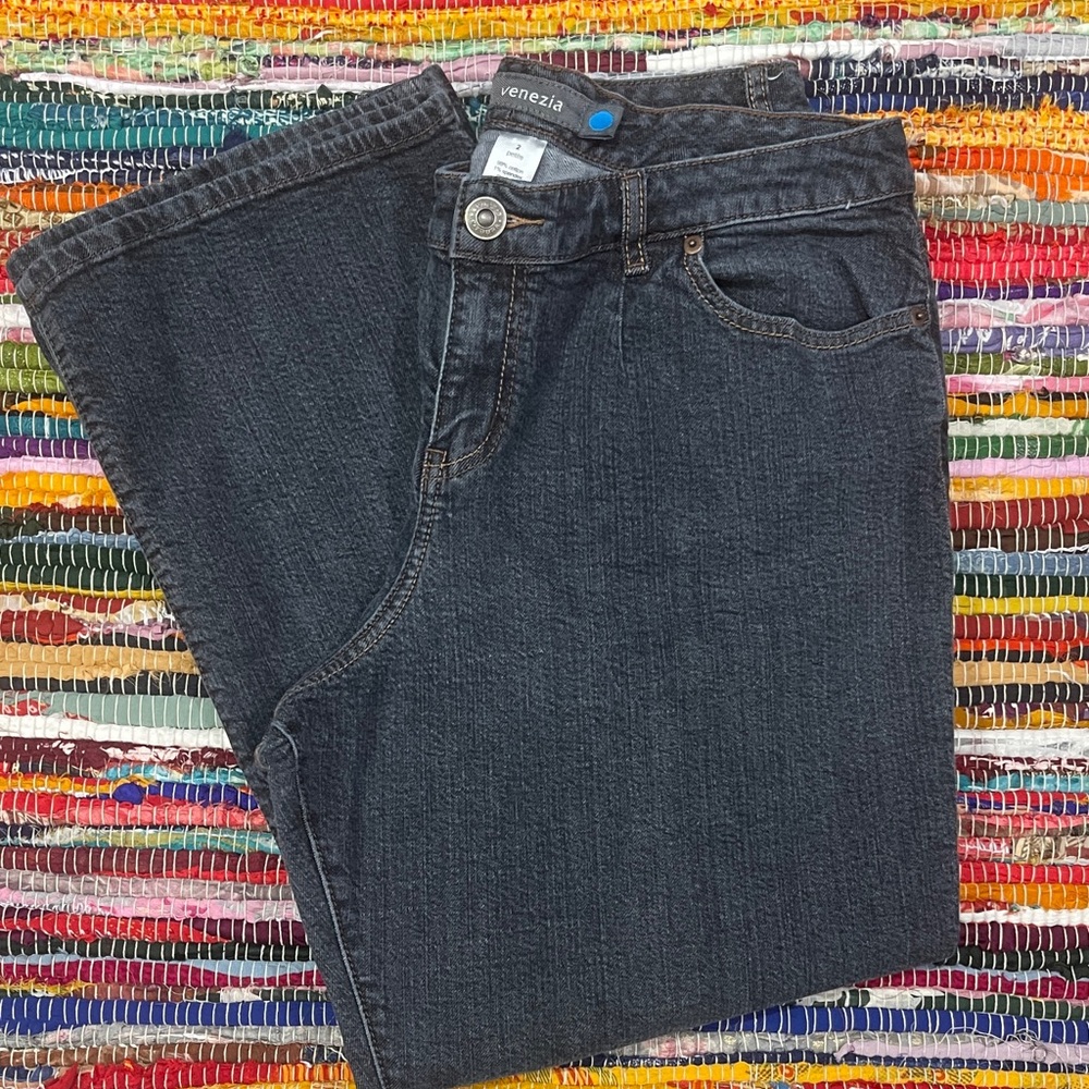Venezia Women’s Blue Jeans Size 2P Stretch Bootcut